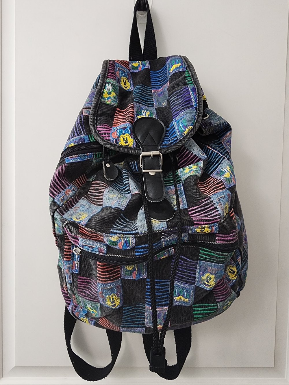 Vintage 90s Walt Disney World Mickey & Friends Drawstring Backpack